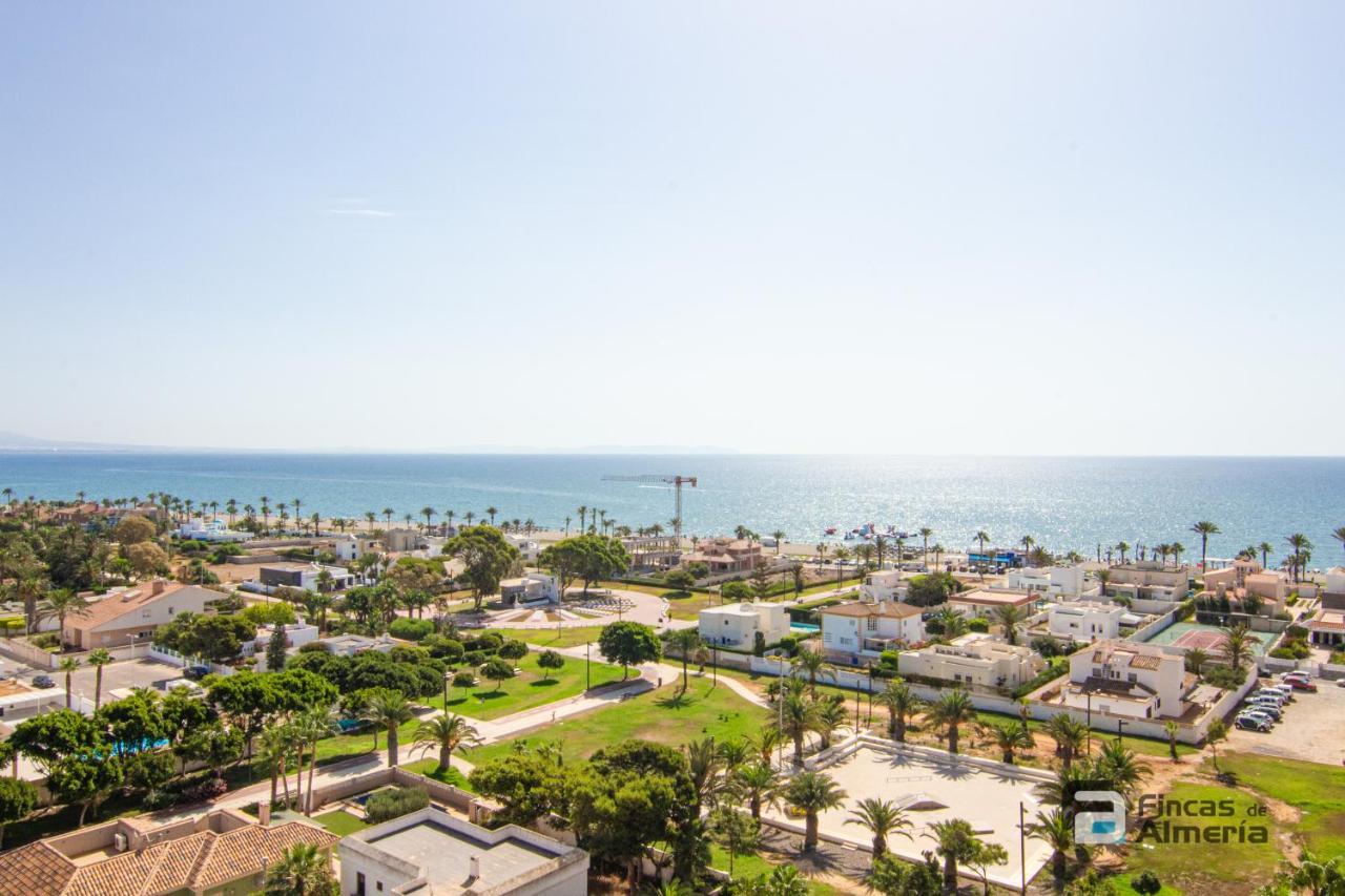 Atico Las Gaviotas R&R Apartment Roquetas de Mar Exterior photo